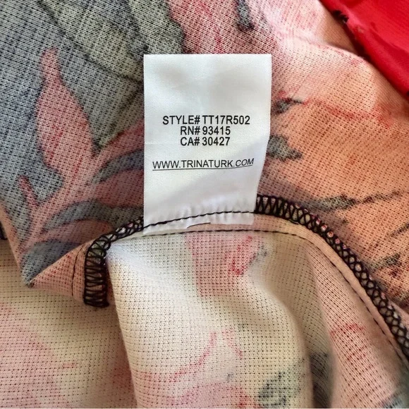 Trina Turk 'Sena' Black Pink Floral Bell Sleeve V-Neck Ponte Dress 8 - Picture 10 of 10